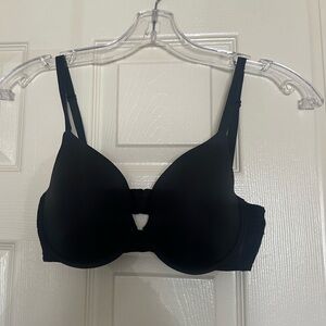 Victoria's Secret Black T-Shirt Bra with Light Padding